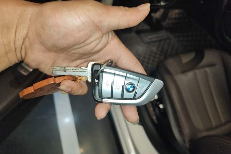 Used BMW 5 Series 2018 525Li Luxury Package Vehicle Key