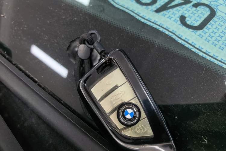 Used BMW 5 Series 2018 525Li Luxury Package Vehicle Key