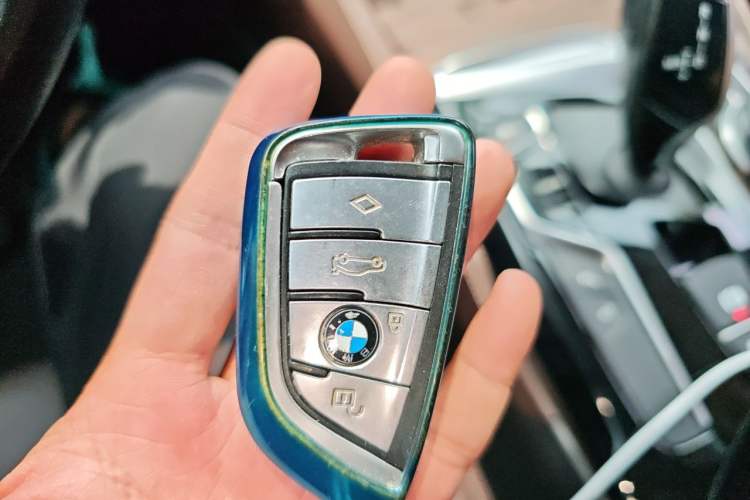 Used BMW 5 Series 2018 530Li Leading Edition Luxury Package Vehicle Key