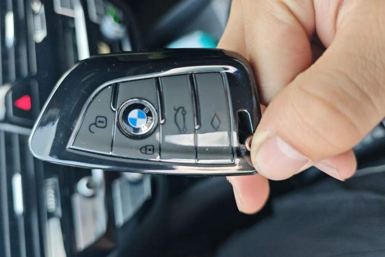 Used BMW 5 Series 2018 525Li M Sport Package Vehicle Key
