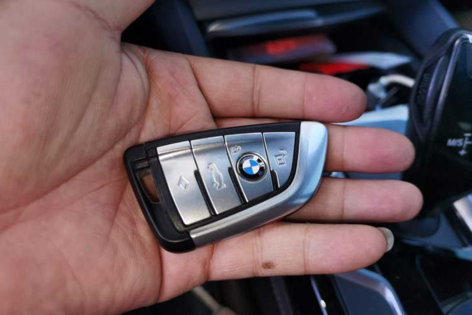 Used BMW 5 Series 2018 525i M Sport Package Vehicle Key