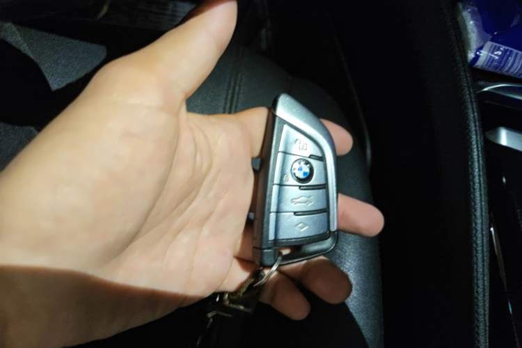 Used BMW 5 Series 2018 525Li Luxury Package Vehicle Key