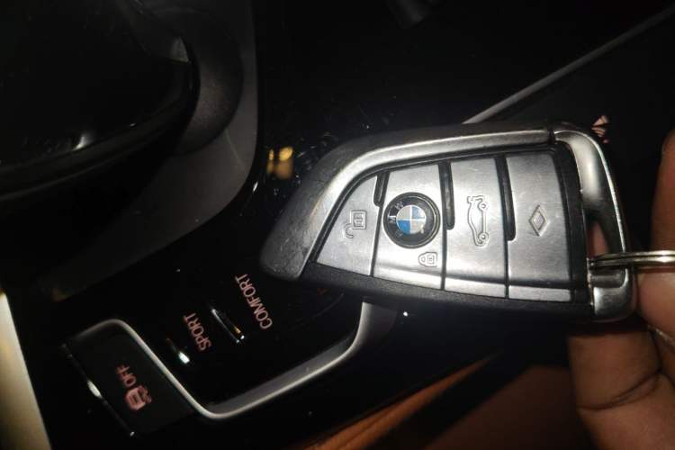 Used BMW 5 Series 2018 530Li Leading Model M Sport Package Vehicle Key