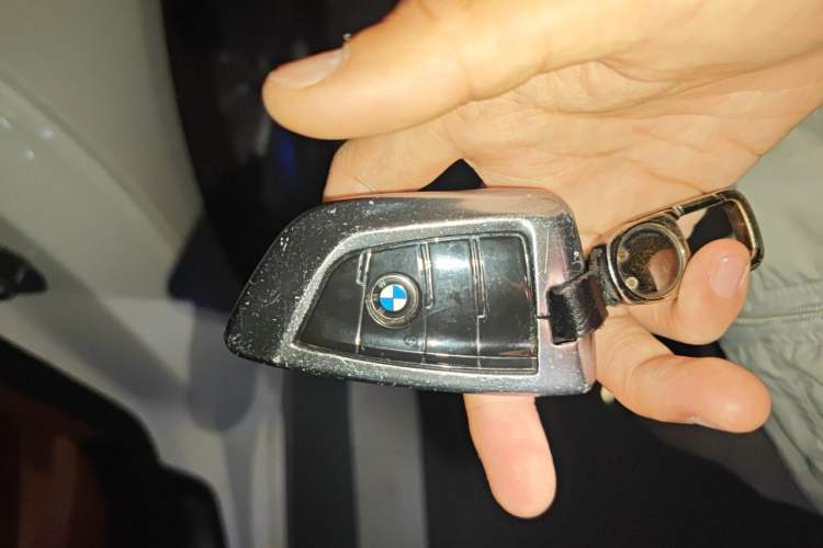 Used BMW 5 Series  Vehicle Key