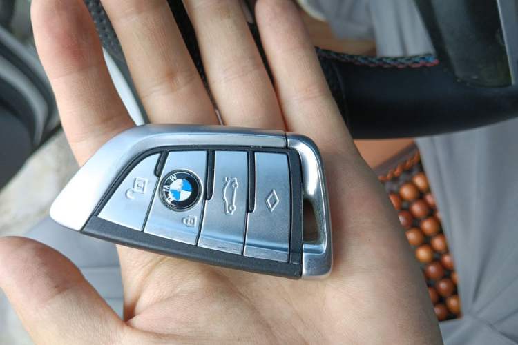 Used BMW 5 Series 2018 530Li Leading Model M Sport Package Vehicle Key
