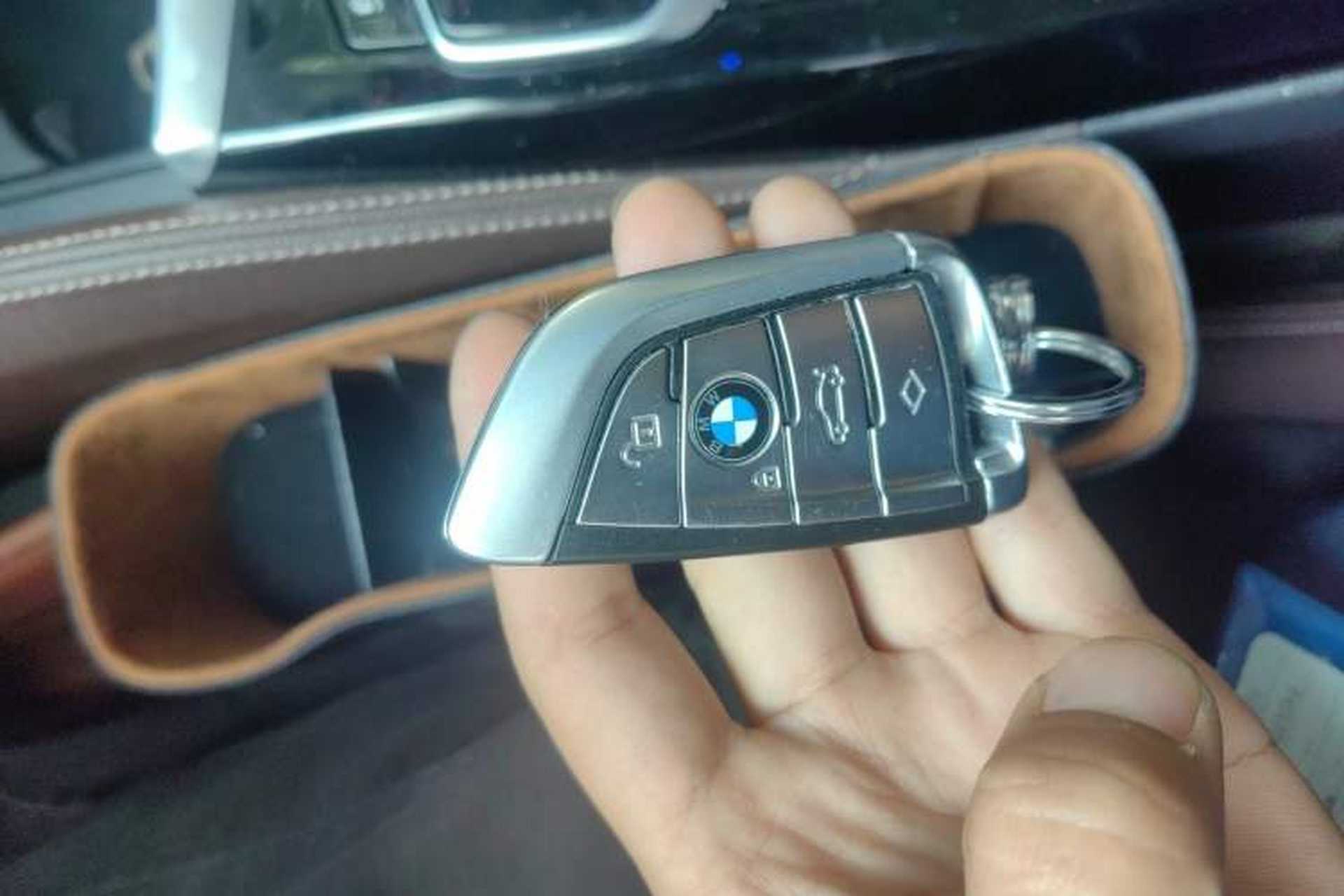 Used BMW 5 Series 2018 530Li Luxury Edition Premium Package Vehicle Key