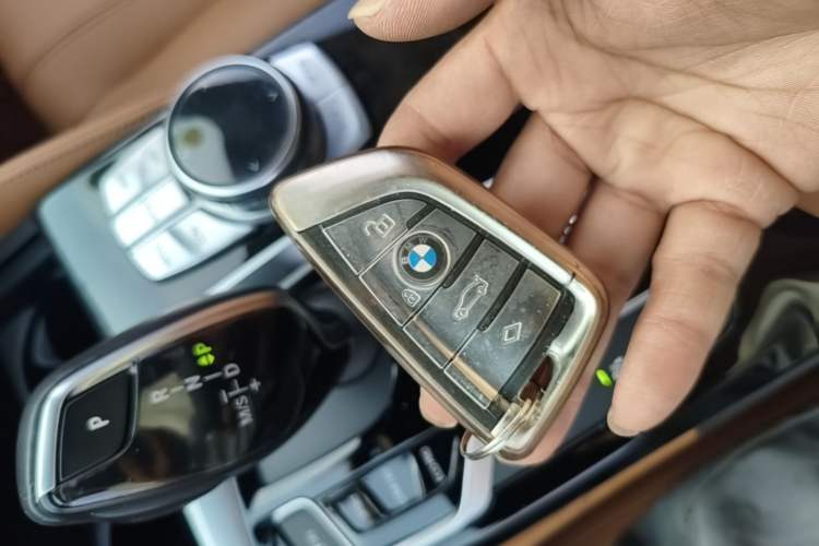 Used BMW 5 Series 2018 530Li Leading Model M Sport Package Vehicle Key