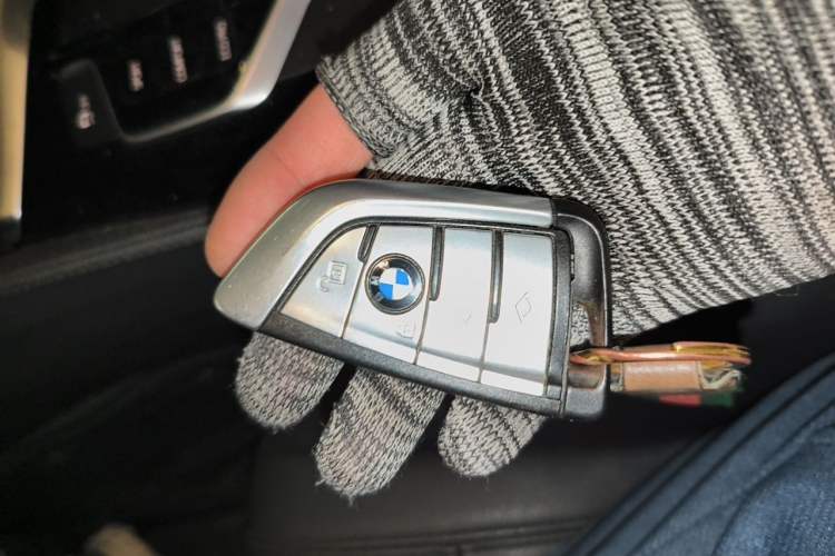 Used BMW 5 Series 2018 525Li M Sport Package Vehicle Key