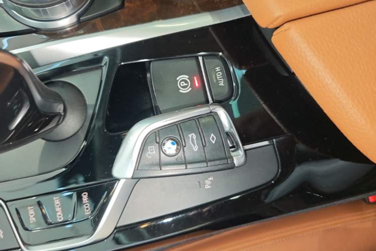 Used BMW 5 Series 2018 528Li Launch Special Edition Vehicle Key
