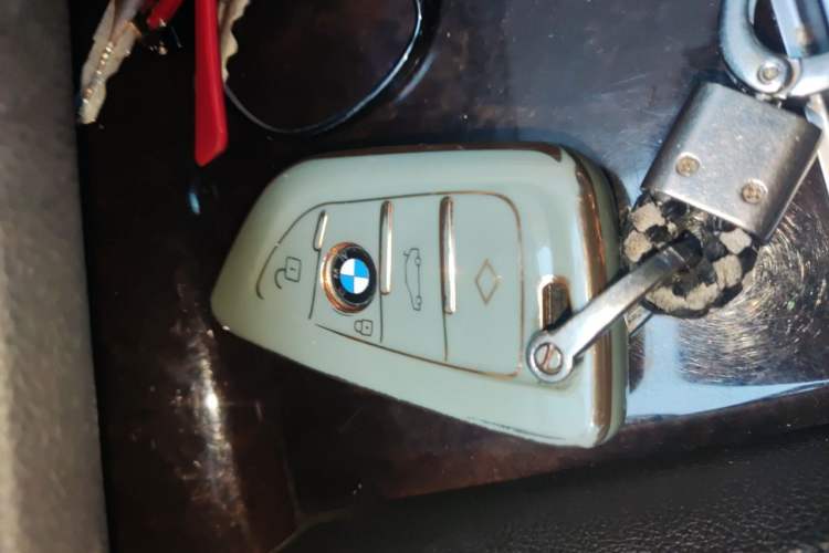 Used BMW 5 Series 2018 525Li Luxury Package Vehicle Key