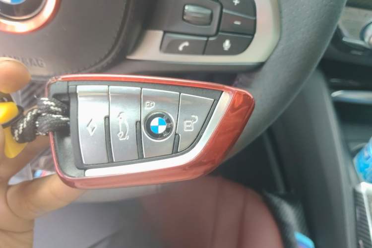 Used BMW 5 Series 2018 Restyled 530Li Luxury Edition M Sport Package Vehicle Key