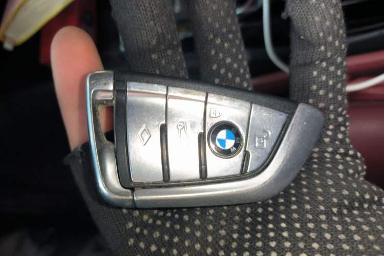 Used BMW 5 Series 2018 530Li Luxury Edition M Sport Package Vehicle Key
