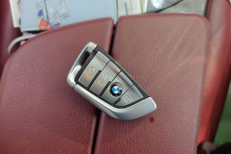 Used BMW 5 Series 2018 530Li Luxury Edition M Sport Package Vehicle Key