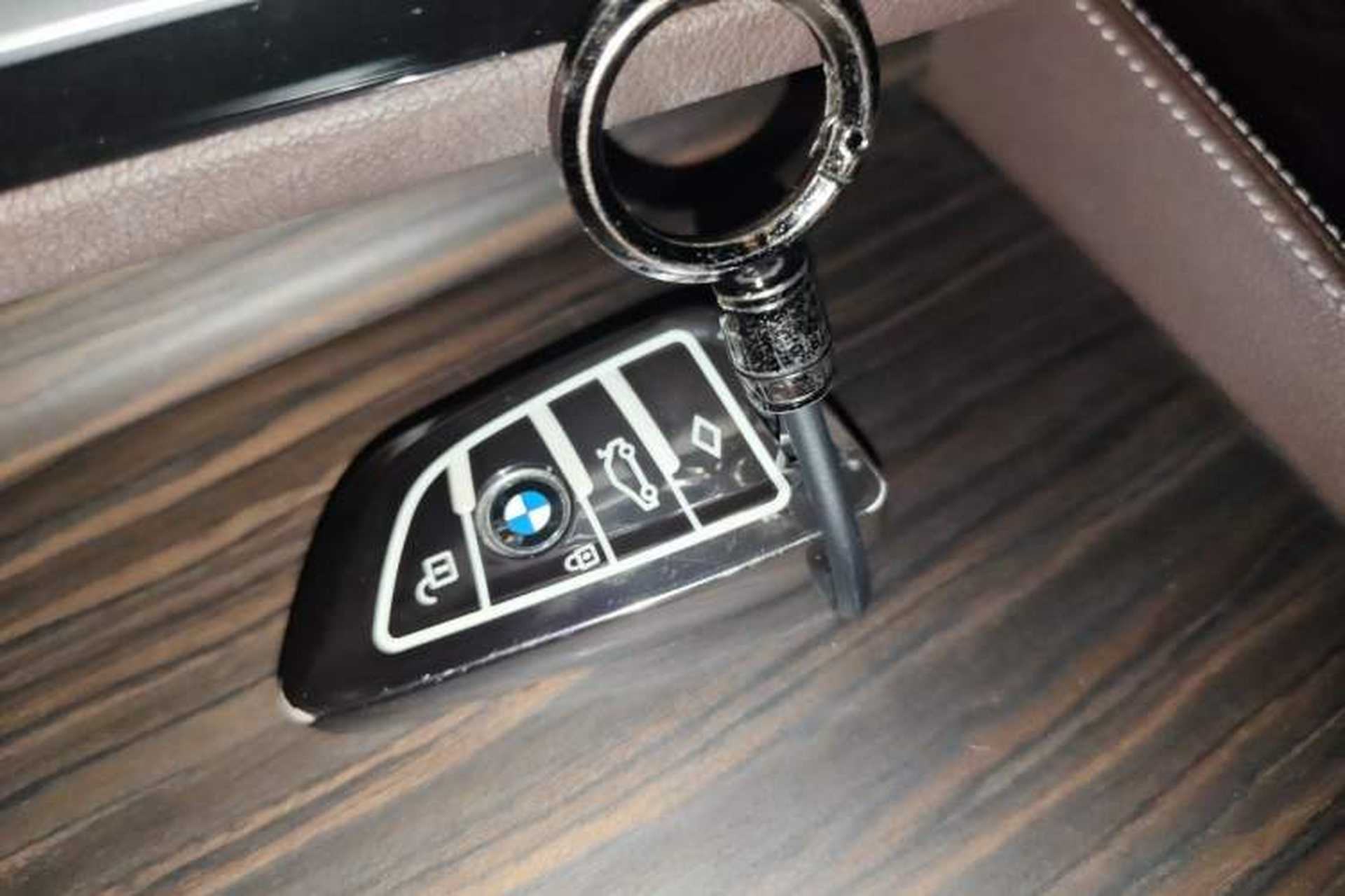 Used BMW 5 Series 2018 Facelifted 530Li Luxury Edition Premium Package Vehicle Key