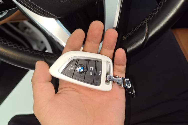 Used BMW 5 Series 2018 528Li Launch Special Edition Vehicle Key