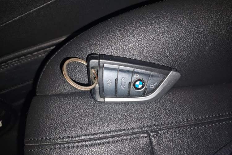 Used BMW 5 Series 2018 525Li M Sport Package Vehicle Key