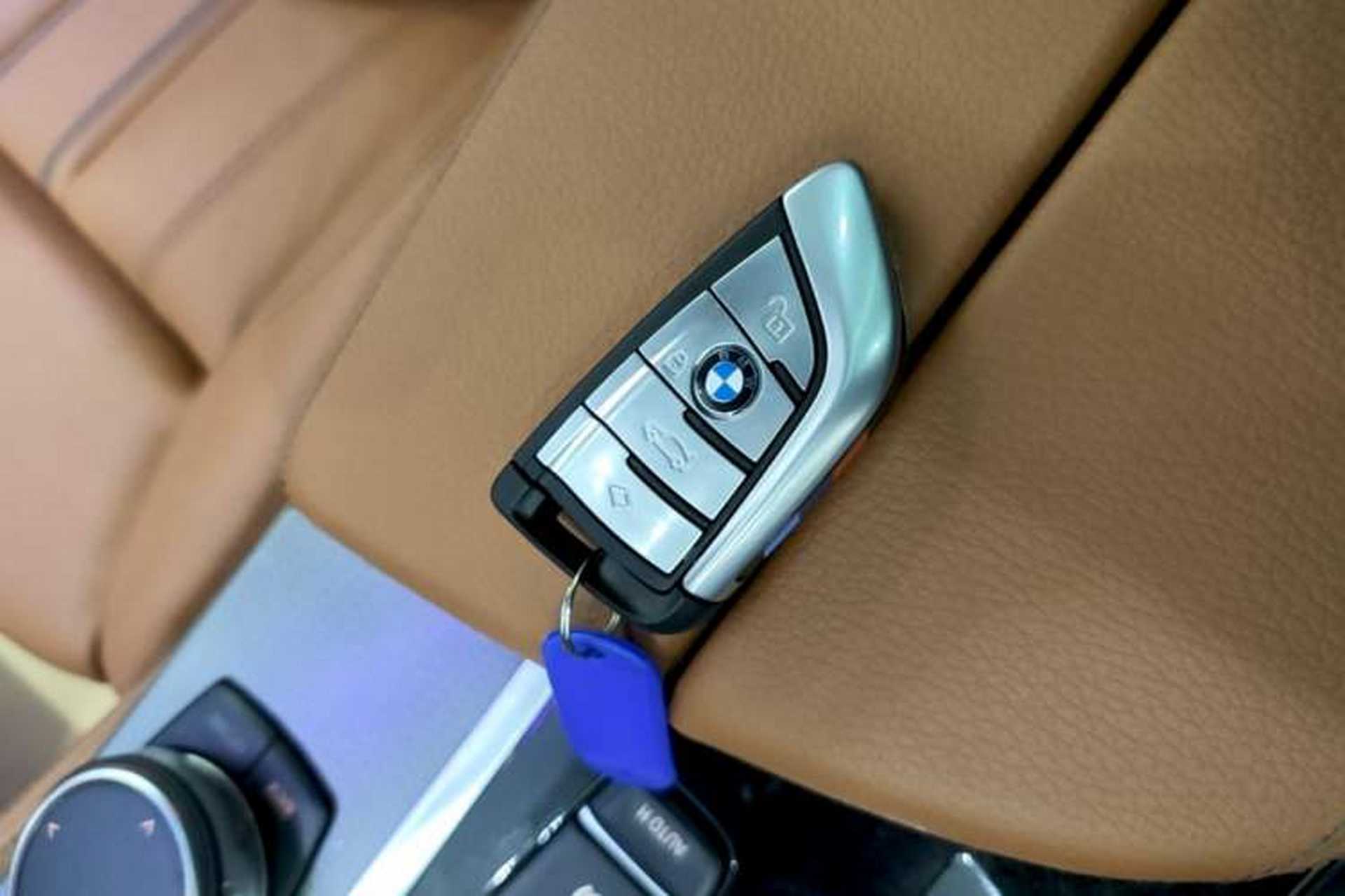 Used BMW 5 Series 2018 525i M Sport Package Vehicle Key