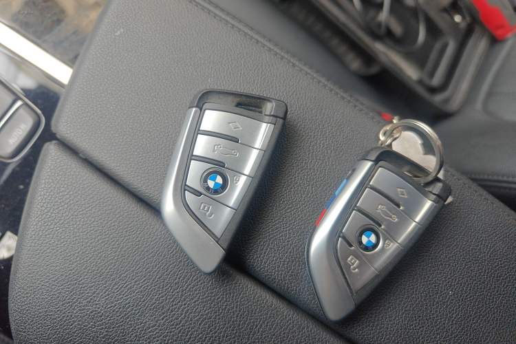 Used BMW 5 Series 2018 525Li M Sport Package Vehicle Key