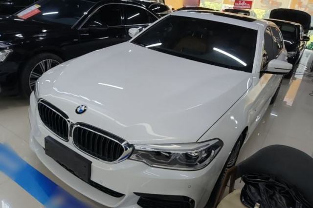 Used BMW 5 Series 2018 Restyled 530Li Leading Edition M Sport Package