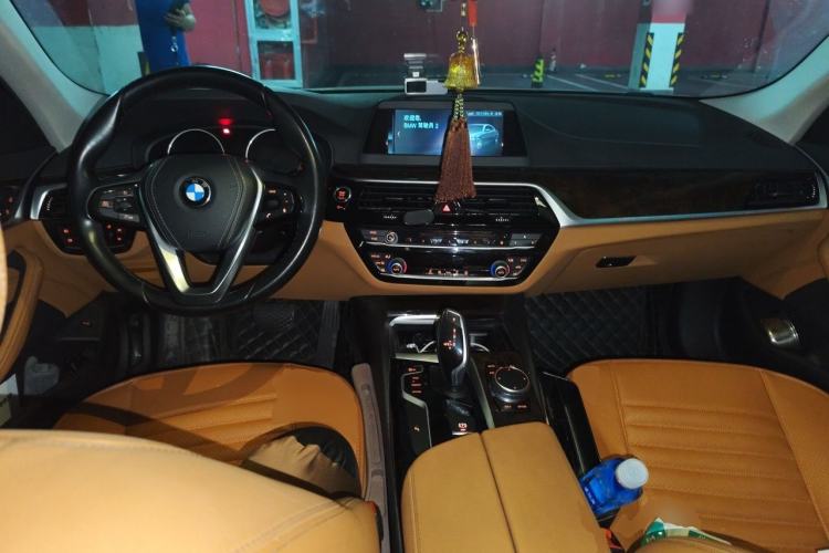 Used BMW 5 Series 2018 528Li Launch Special Edition Center Console