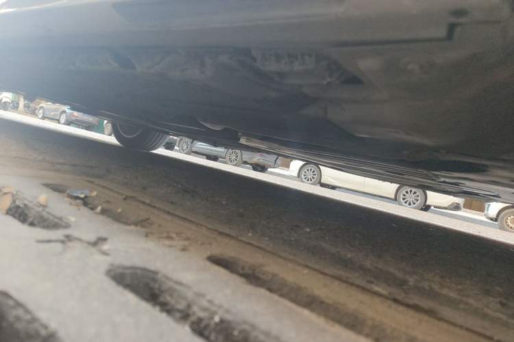 Used BMW 5 Series 2018 530Li Leading Edition Luxury Package Chassis Rear Left