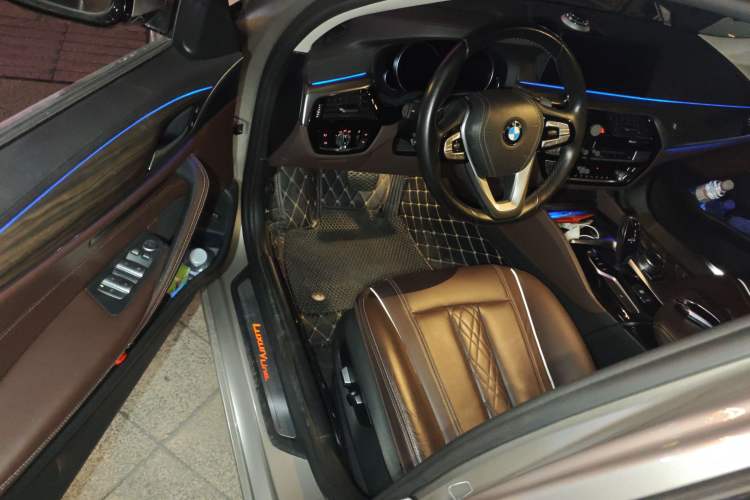Used BMW 5 Series 2018 Revised Version 530Li Leading Edition Luxury Package Driver Seat