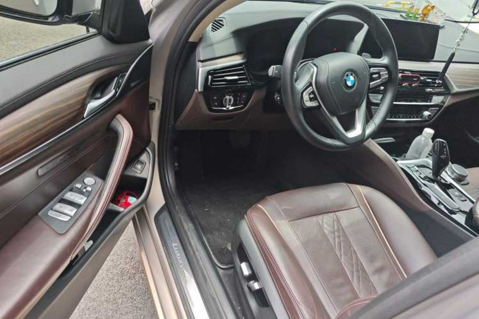 Used BMW 5 Series 2018 Revised Version 530Li Leading Edition Luxury Package Driver Seat