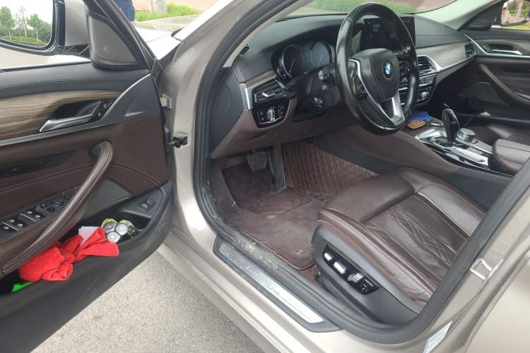 Used BMW 5 Series 2018 530Li Luxury Edition Premium Package Driver Seat