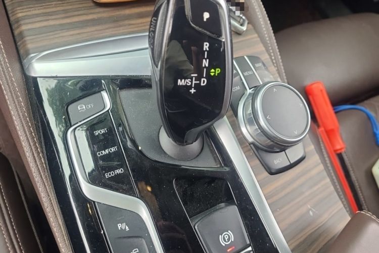 Used BMW 5 Series 2018 530Li Luxury Edition Premium Package Gear Lever