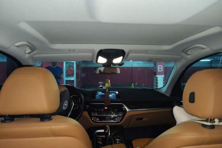 Used BMW 5 Series 2018 528Li Launch Special Edition Headliner