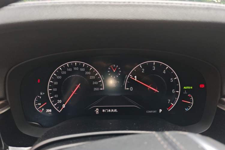 Used BMW 5 Series 2018 Revised Version 530Li Leading Edition Luxury Package Instrument Cluster