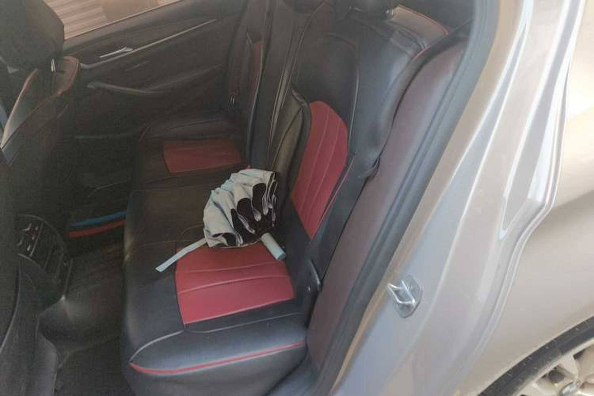Used BMW 5 Series 2018 530Li Leading Edition Luxury Package Left Rear Seat