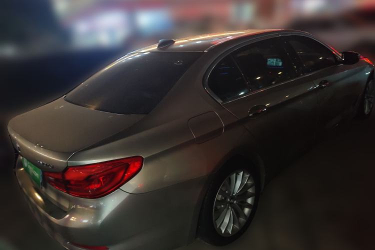 Used BMW 5 Series 2018 Revised Version 530Li Leading Edition Luxury Package Rear Right 45 Deg