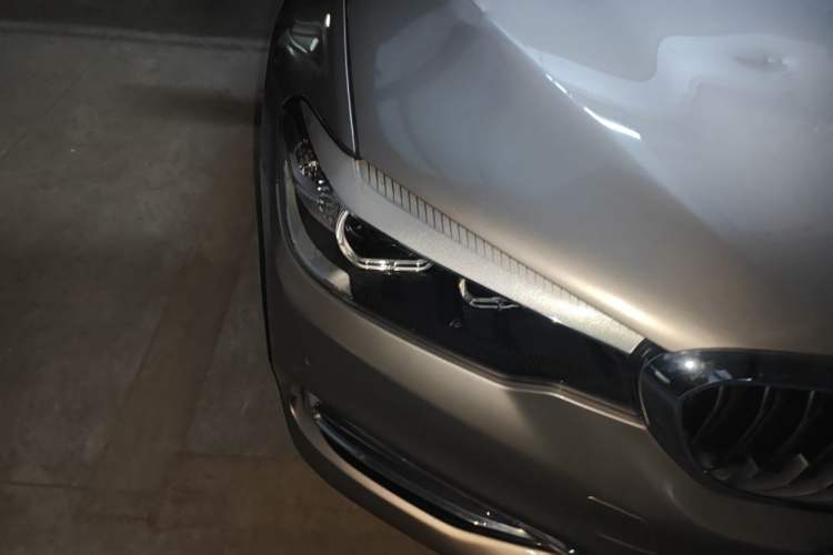 Used BMW 5 Series 2018 530Li Leading Edition Luxury Package Right Front Headlight