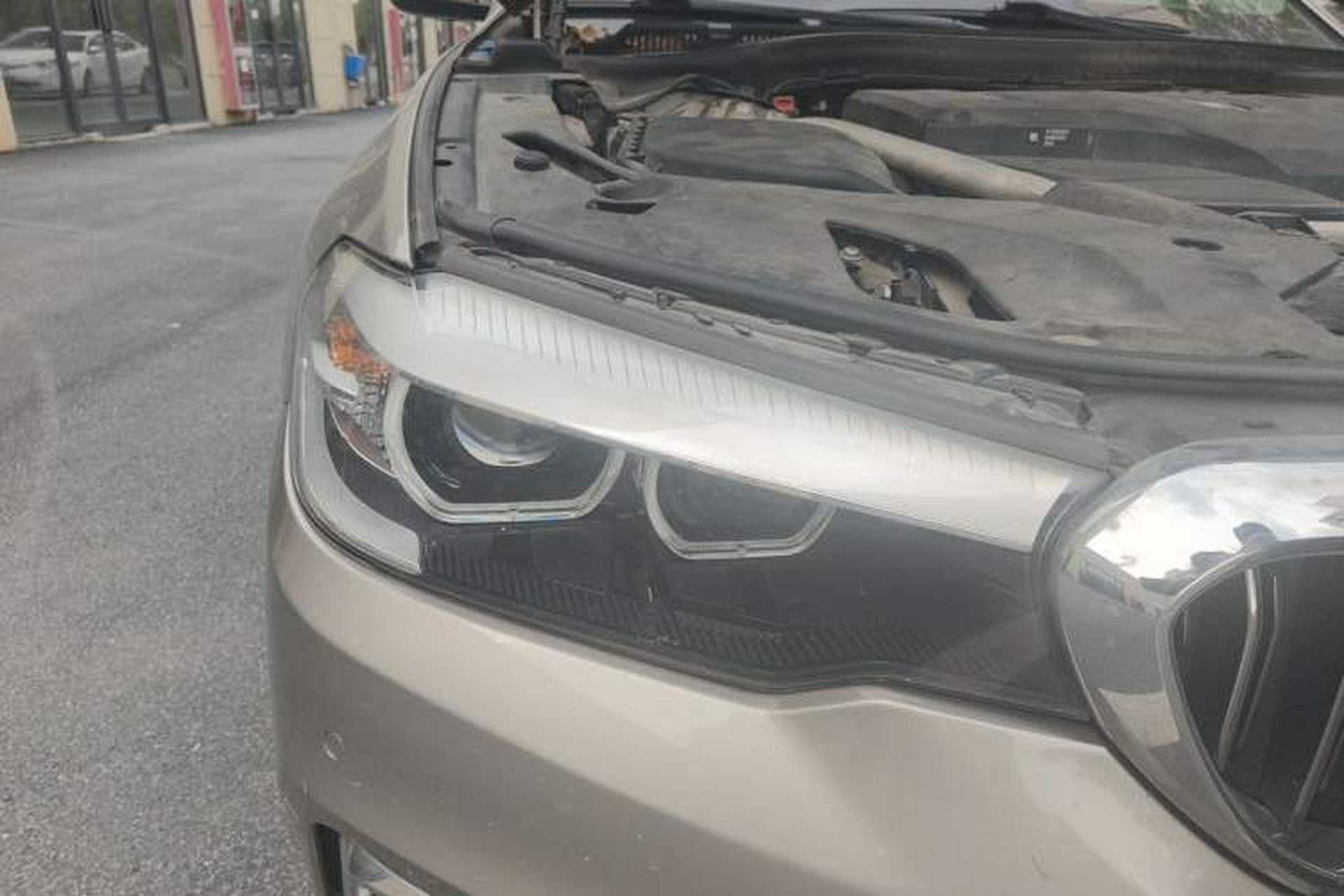 Used BMW 5 Series 2018 Facelifted 530Li Luxury Edition Premium Package Right Front Headlight