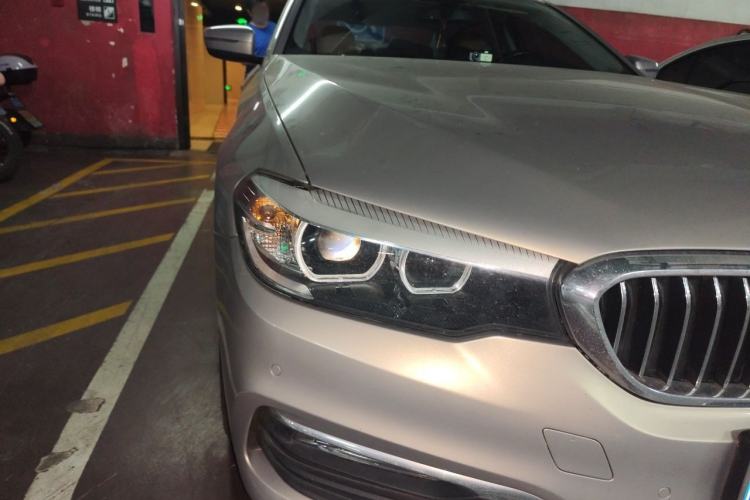 Used BMW 5 Series 2018 528Li Launch Special Edition Right Front Headlight