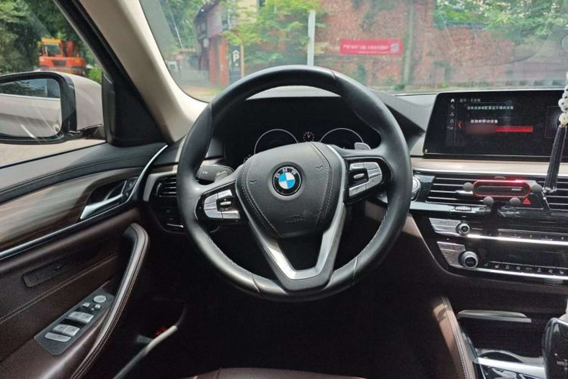 Used BMW 5 Series 2018 Restyled 530Li Leading Edition M Sport Package Steering Wheel