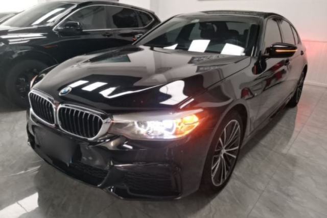 Used BMW 5 Series 2019 Facelifted 530Li Leading Edition M Sport Package