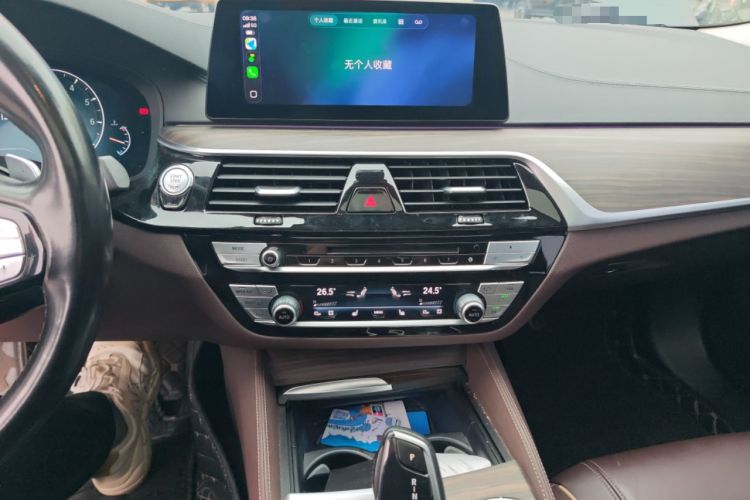 Used BMW 5 Series 2019 Facelifted 530Li Leading Edition Luxury Package Audio And AC Panel