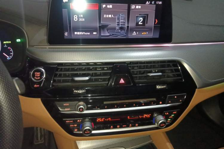 Used BMW 5 Series 2019 525i M Sport Package Audio And AC Panel