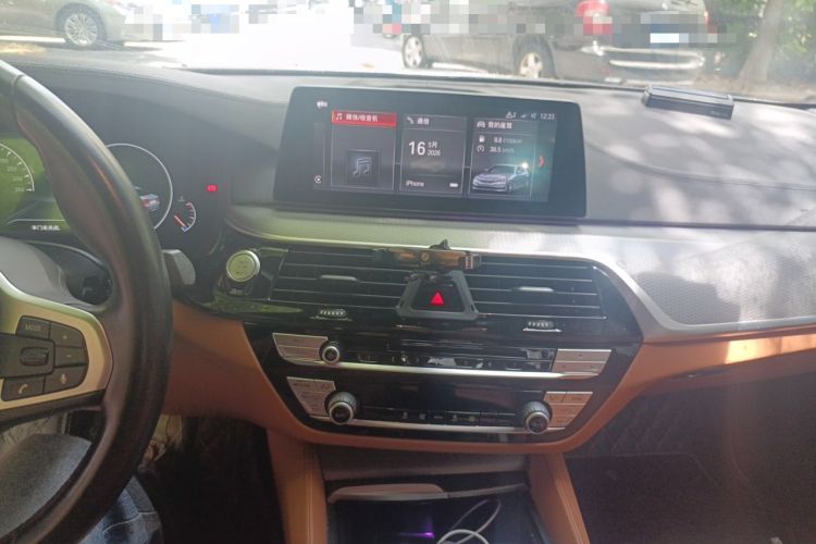 Used BMW 5 Series 2019 525i M Sport Package Audio And AC Panel