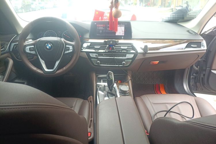 Used BMW 5 Series 2019 525Li Luxury Package Center Console