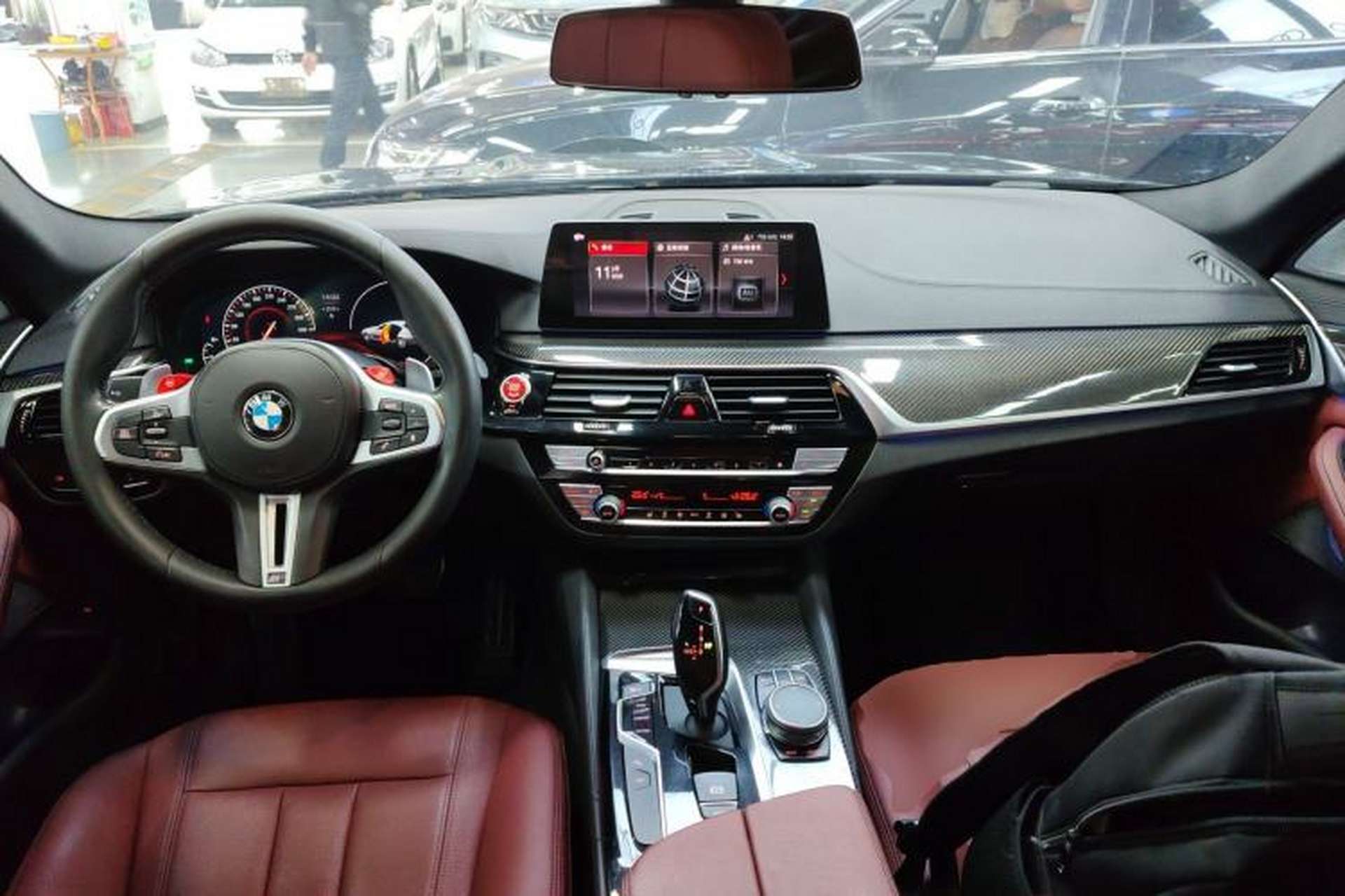 Used BMW 5 Series 2019 Facelifted 530Li Leading Edition M Sport Package Center Console