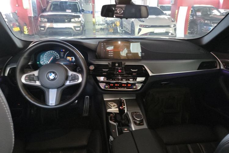 Used BMW 5 Series 2019 Restyled 525i M Sport Package Center Console