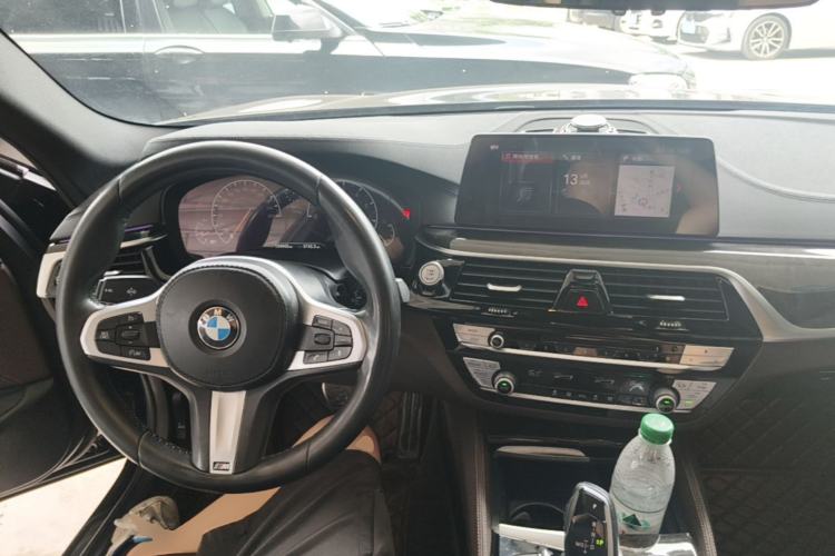 Used BMW 5 Series 2019 525Li M Sport Package Center Console