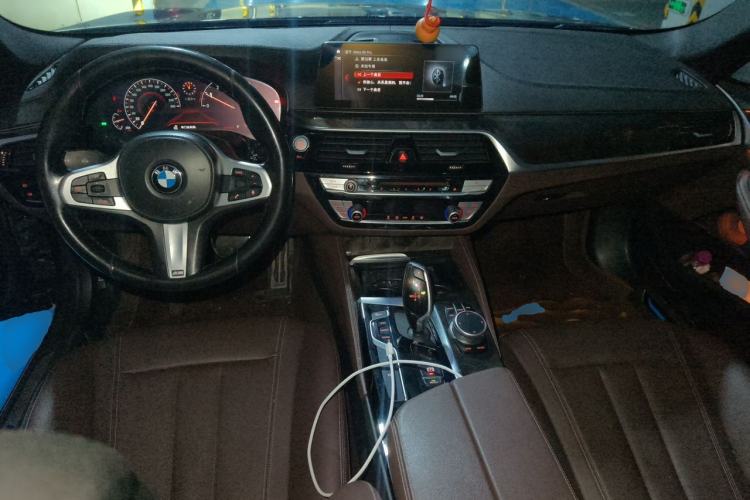 Used BMW 5 Series 2019 525Li M Sport Package Center Console