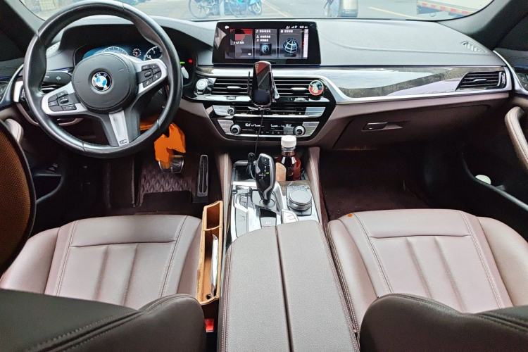 Used BMW 5 Series 2019 Restyled 525Li M Sport Package Center Console