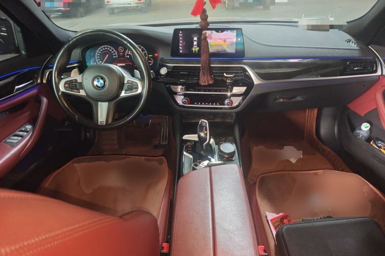 Used BMW 5 Series 2019 530Li Leading Model M Sport Package Center Console