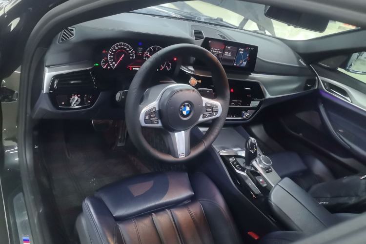 Used BMW 5 Series 2019 Restyled 525i M Sport Package Center Console