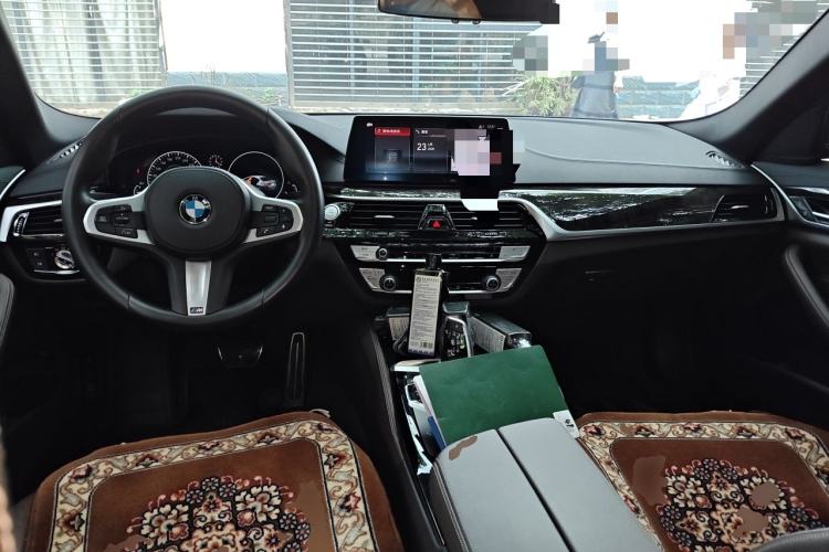 Used BMW 5 Series 2019 525Li M Sport Package Center Console